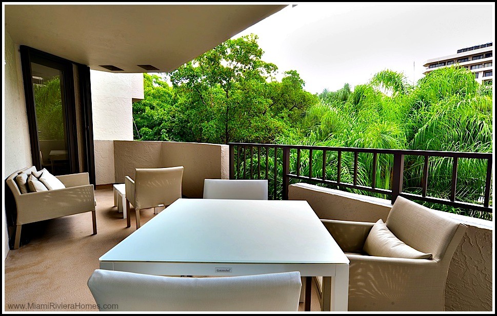 These safety precaution tips will help increase security in your Key Colony Key Biscayne waterfront condos.