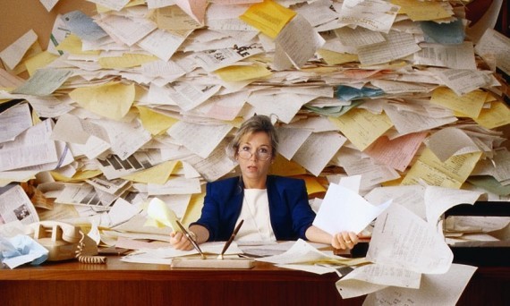 Normal 1443547630 Womanpaperoffice