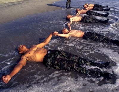 Small 1402408101 Navy Seals Training 485x375